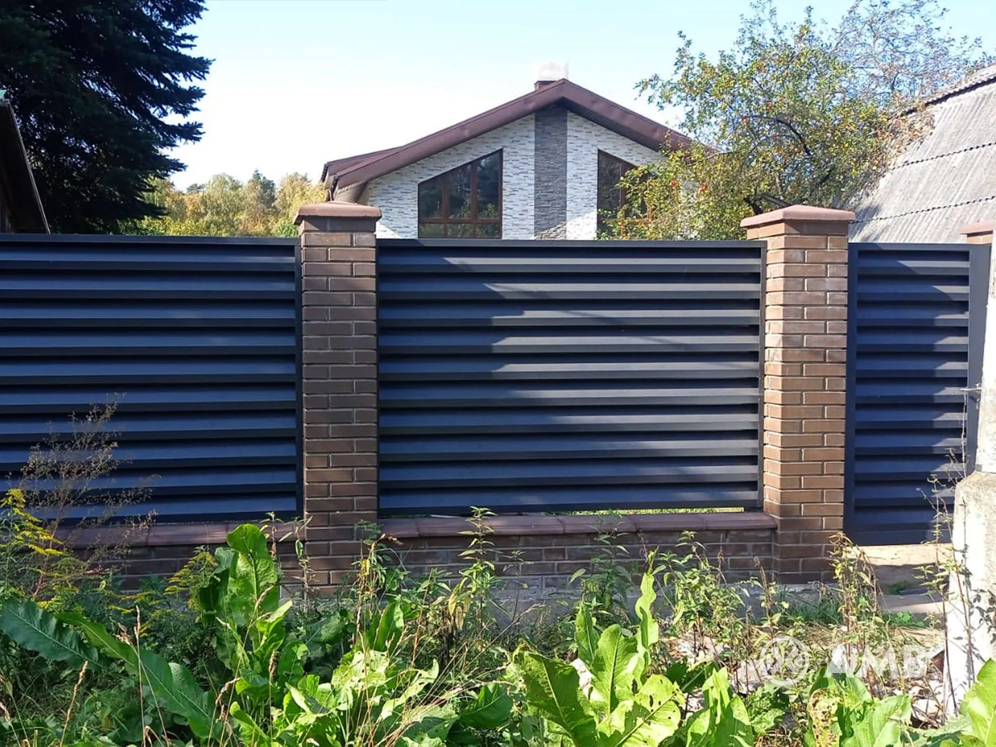 Забор жалюзи темно-серый RAL 7024